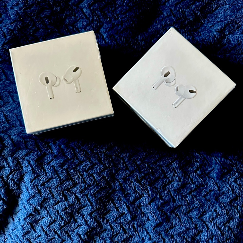 Apple AirPods Pro 1st generation